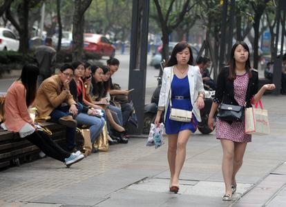 女子被追求者送开塞露